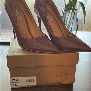 Steve Madden Vala Rose Heels